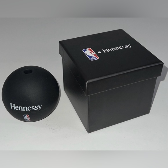 NWT Hennessy NBA Silicone Ice Mold - Picture 1 of 9